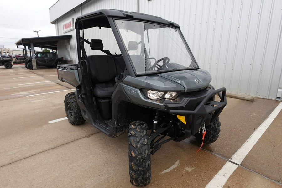 2023 Can-Am Defender XT HD10