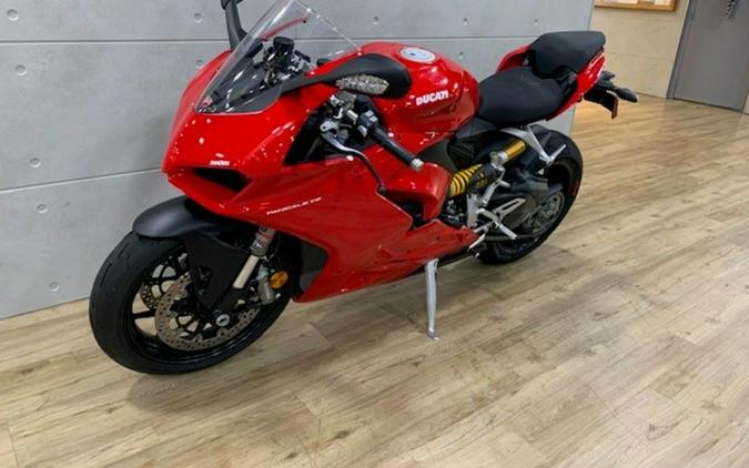 2024 Ducati Panigale V2 Red