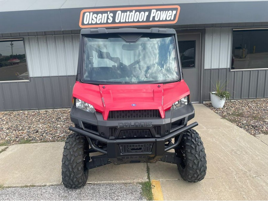 2019 Polaris Industries RANGER XP® 900 EPS - Solar Red