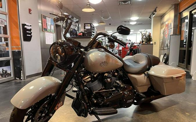 2025 Harley-Davidson® FLHRXS - Road King® Special