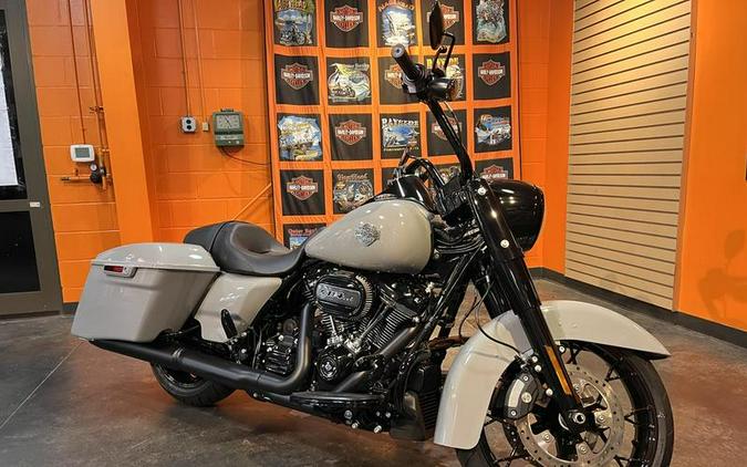 2025 Harley-Davidson® FLHRXS - Road King® Special