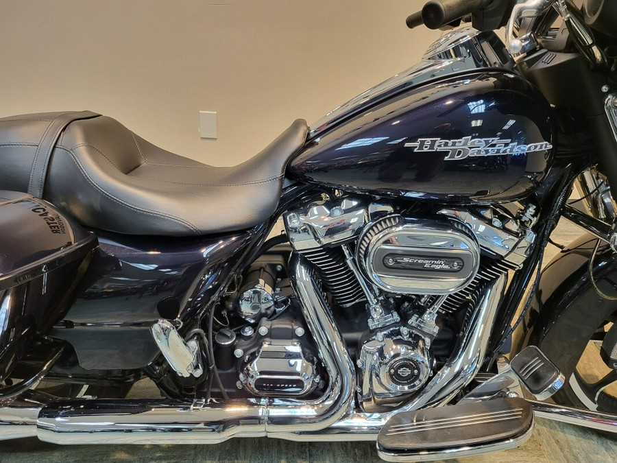 2020 Harley-Davidson® Street Glide® Midnight Blue FLHX