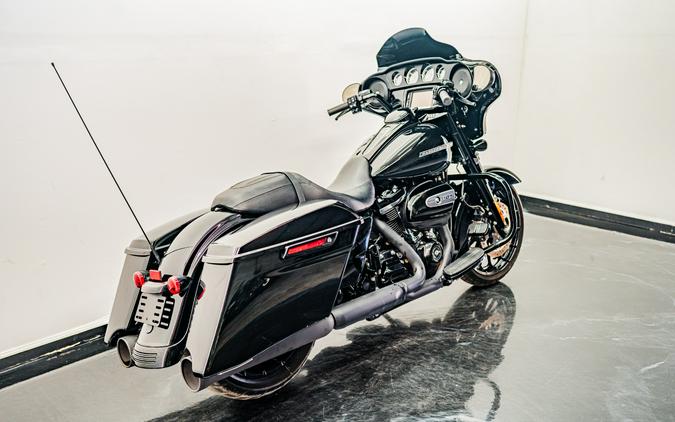 2018 Harley-Davidson Street Glide® Special
