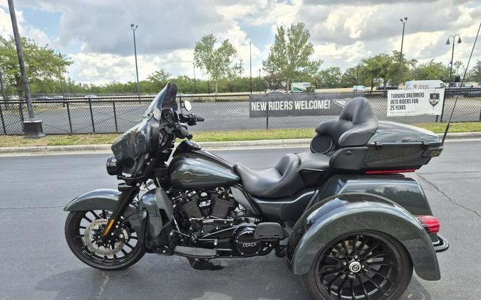 FLHTCUTG 2025 Tri Glide Ultra