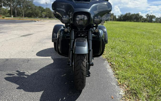 FLHTCUTG 2025 Tri Glide Ultra