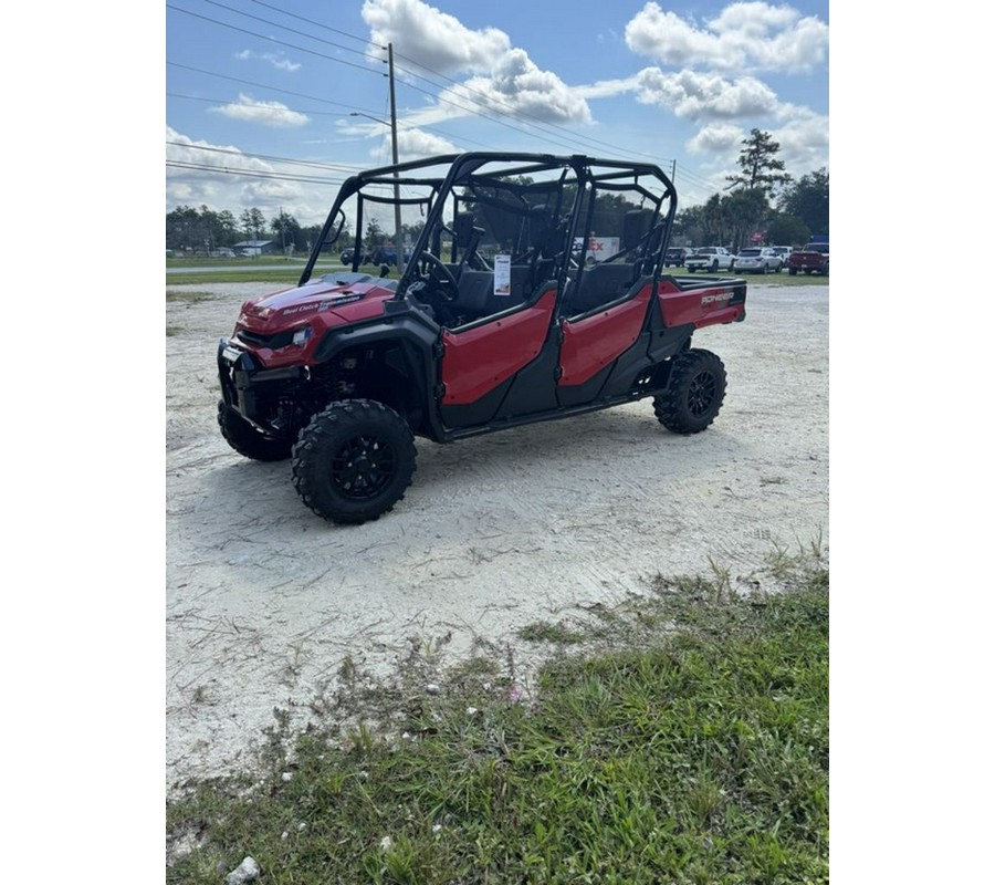 2025 Honda® Pioneer 1000-6 Deluxe Crew