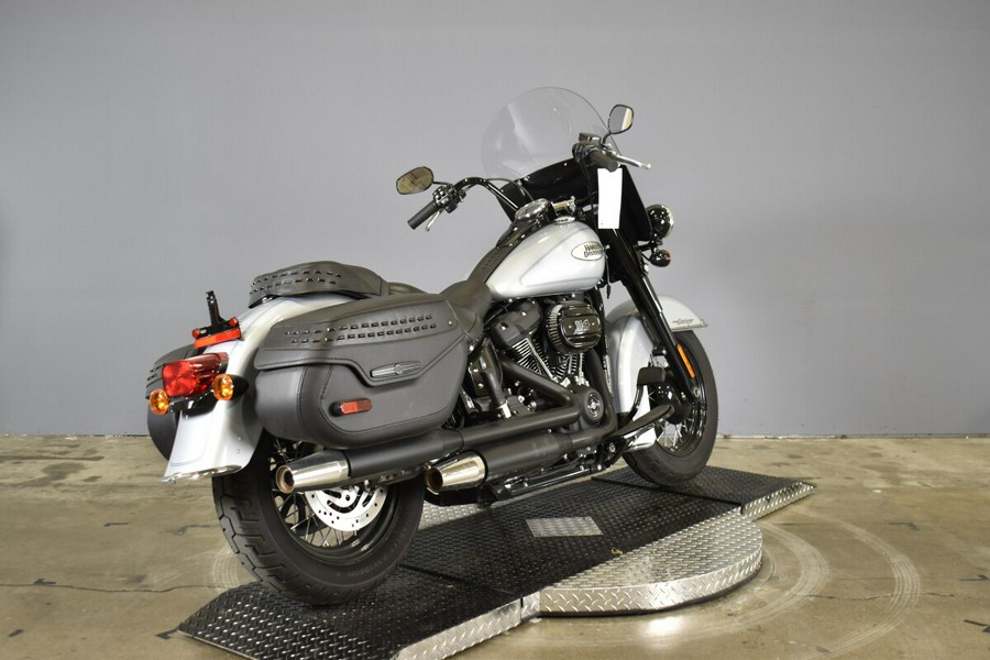 2024 Harley-Davidson Heritage Classic FLHCS