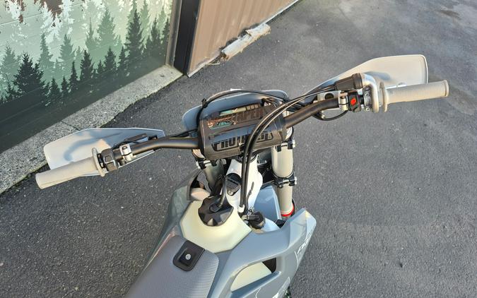 2026 HUSQVARNA TE 300 PRO - 27455