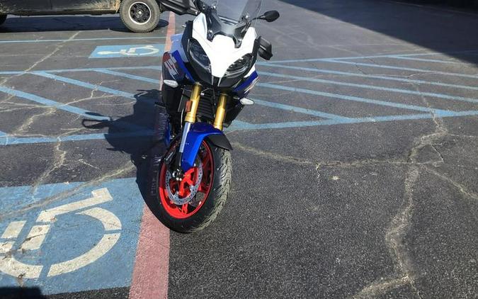 2026 BMW F 900 XR Sport