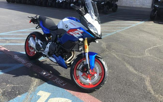 2026 BMW F 900 XR Sport