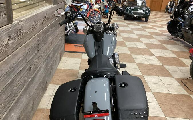 2026 Harley-Davidson® Heritage Classic Dark Billiard Gray Black Cast Wheels