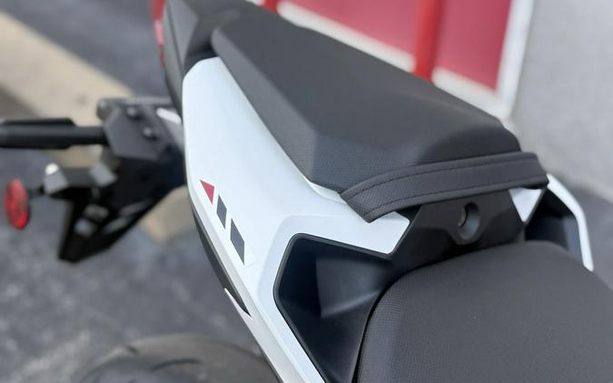 2025 Honda® Cb750 Hornet - 000919