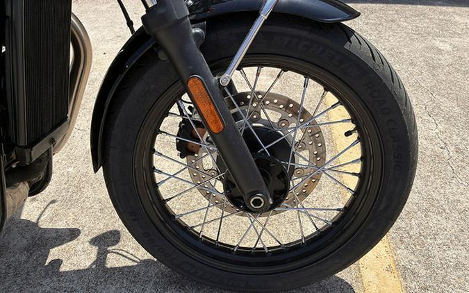 2024 Triumph Bonneville T100 Competition GreenIronstone