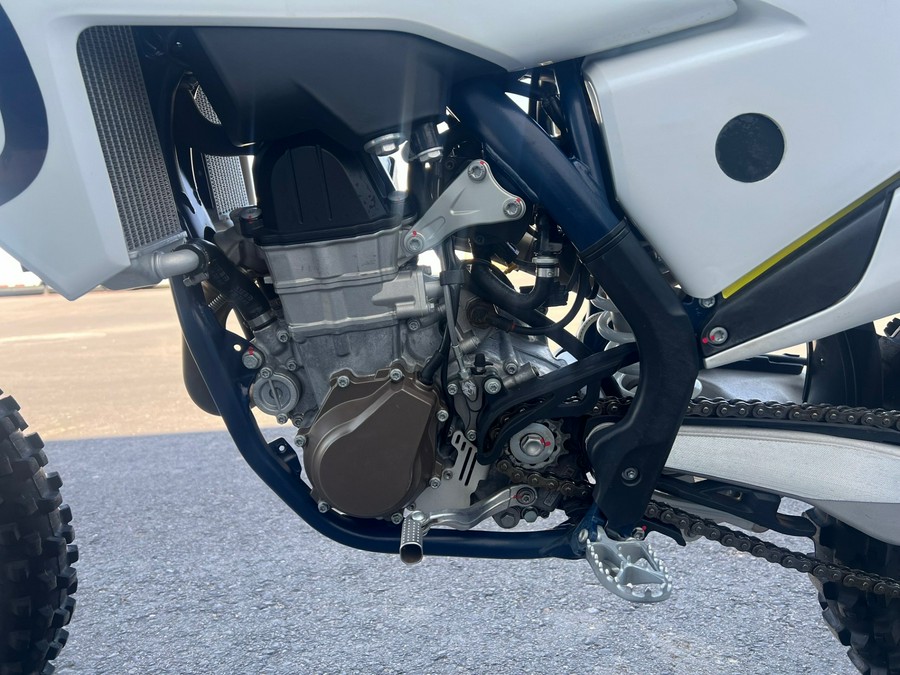 2019 Husqvarna Motorcycles FC 450