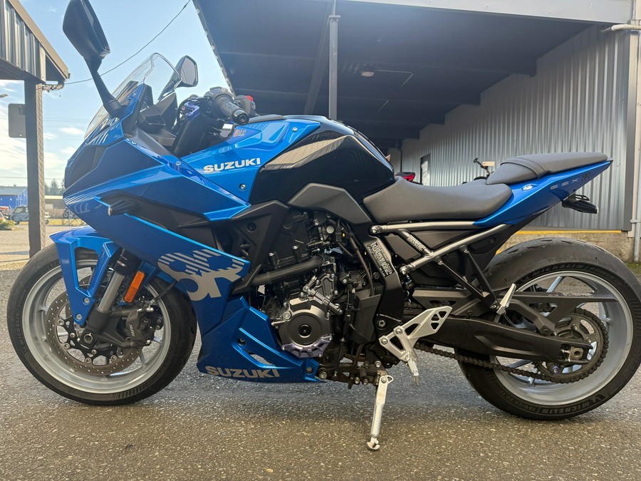 2025 Suzuki GSX-S 8R