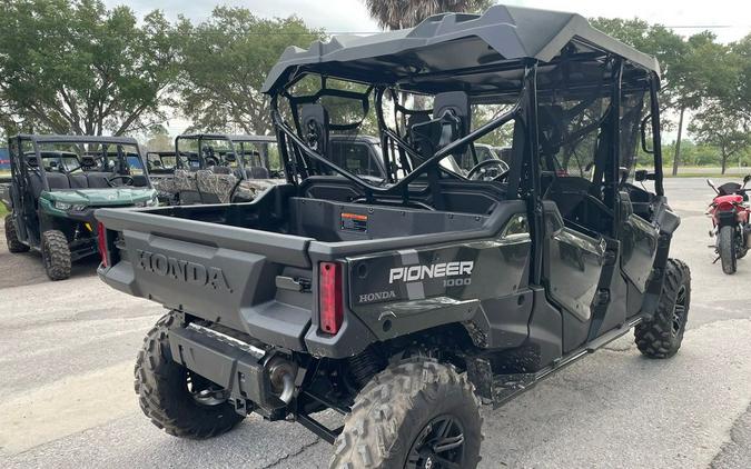 2025 Honda® Pioneer 1000-6 Deluxe Crew