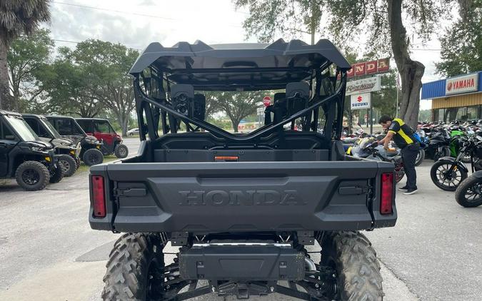 2025 Honda® Pioneer 1000-6 Deluxe Crew