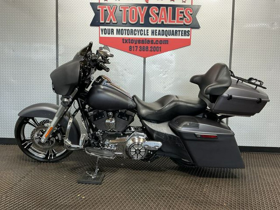 2016 Harley-Davidson Street Glide Special