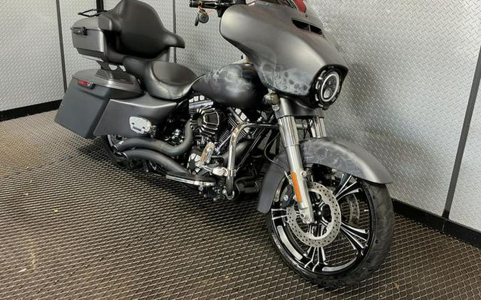 2016 Harley-Davidson Street Glide Special
