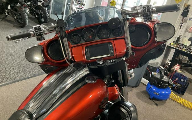 2018 Harley-Davidson FLHXSE - CVO Street Glide