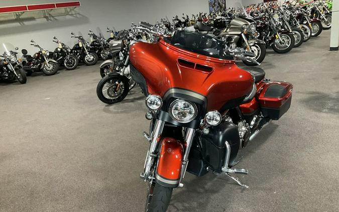 2018 Harley-Davidson FLHXSE - CVO Street Glide