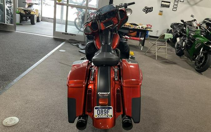 2018 Harley-Davidson® FLHXSE - CVO™ Street Glide®