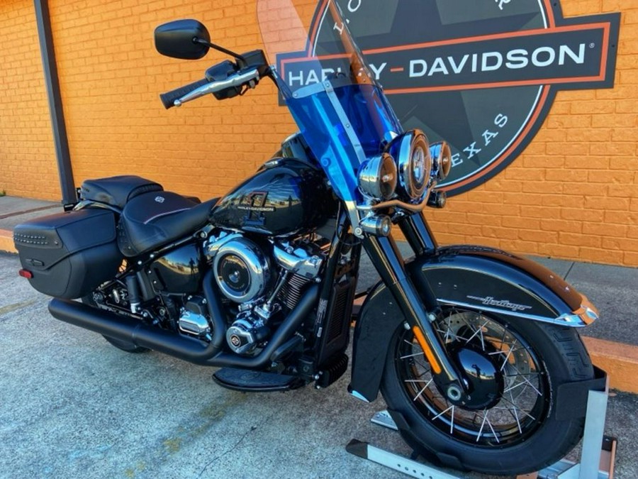 2026 Harley-Davidson® FLHC - Heritage Classic