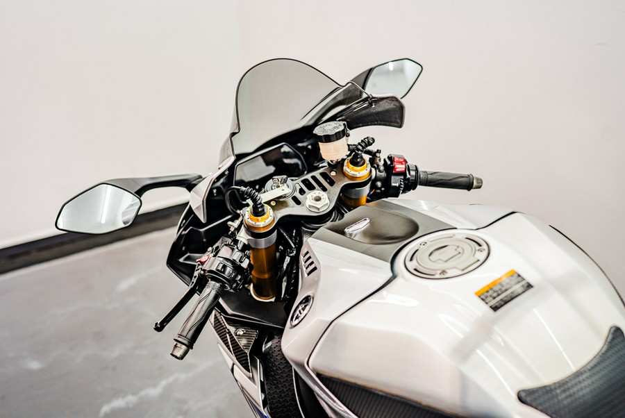 2015 Yamaha Motor Corp., USA YZF-R1M