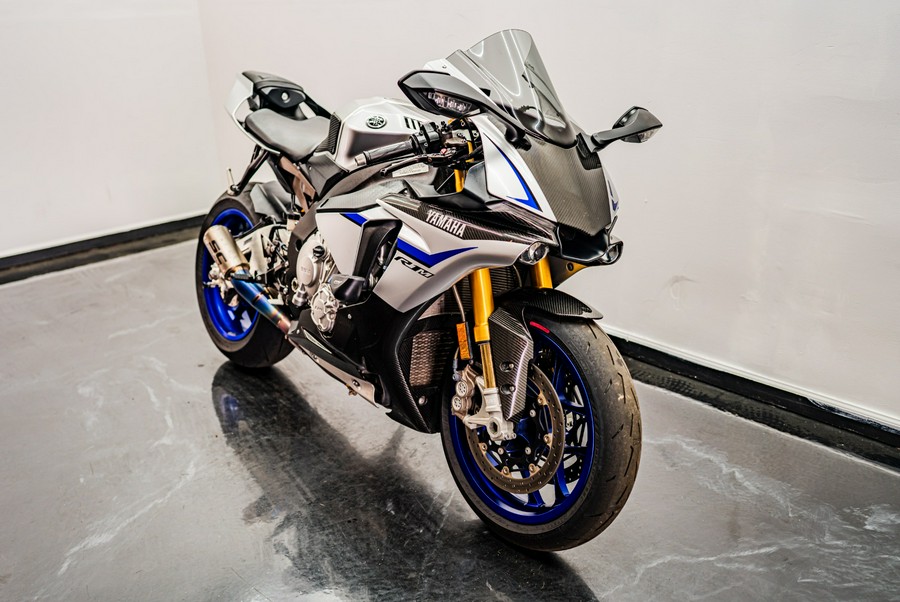 2015 Yamaha Motor Corp., USA YZF-R1M