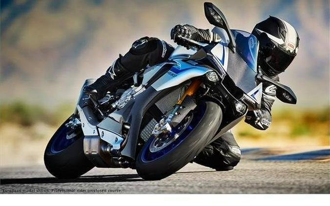 2015 Yamaha Motor Corp., USA YZF-R1M