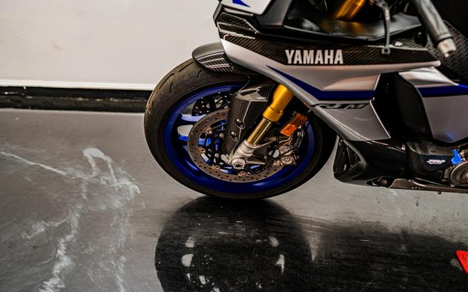2015 Yamaha Motor Corp., USA YZF-R1M