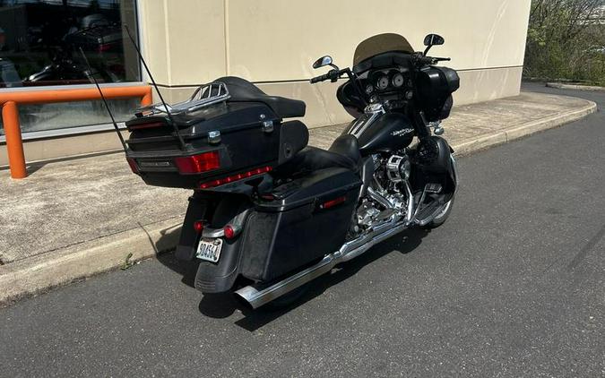 2010 Harley-Davidson® FLHX - Street Glide®