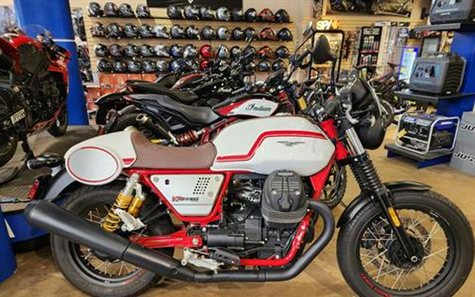 2020 Moto Guzzi V7 111 RACER LE