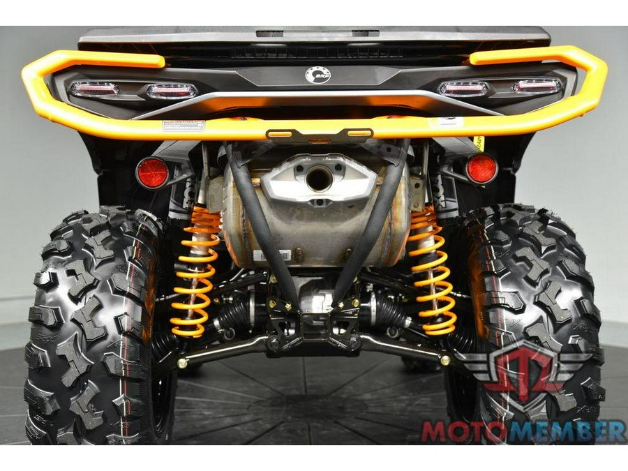 2026 Can-Am Outlander MAX XT-P 1000R Mineral Grey & Orange Crush