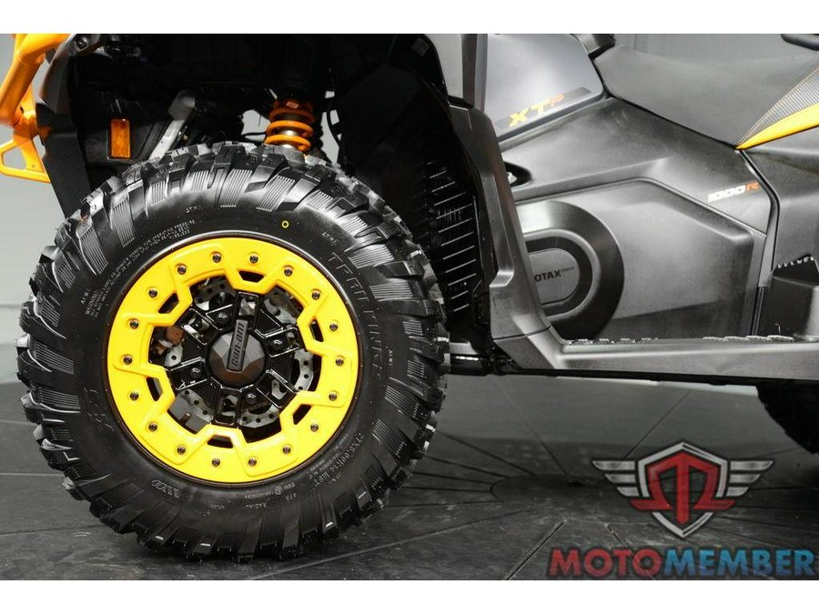 2026 Can-Am Outlander MAX XT-P 1000R Mineral Grey & Orange Crush