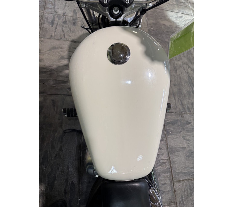 2011 Harley-Davidson SuperLow