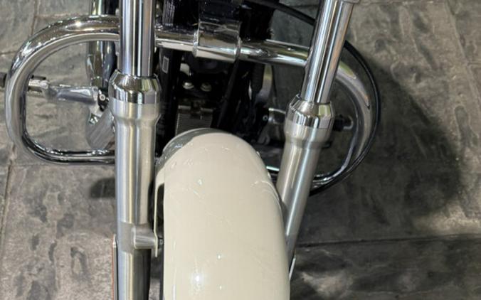 2011 Harley-Davidson SuperLow