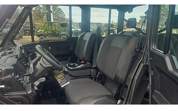 2026 Can-Am DEFENDER MAX XT CAB HD11