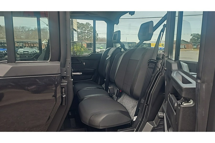 2026 Can-Am DEFENDER MAX XT CAB HD11