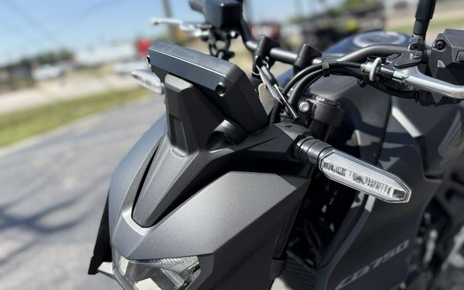 2025 Honda® Cb750 Hornet - 000817