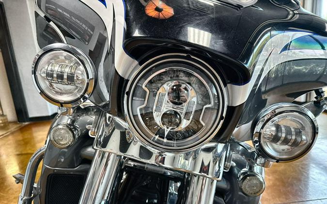 2015 Harley-Davidson® CVO™ Ultra Limited Carbon Dust/Charcoal Slate