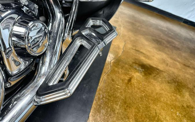 2015 Harley-Davidson® CVO™ Ultra Limited Carbon Dust/Charcoal Slate