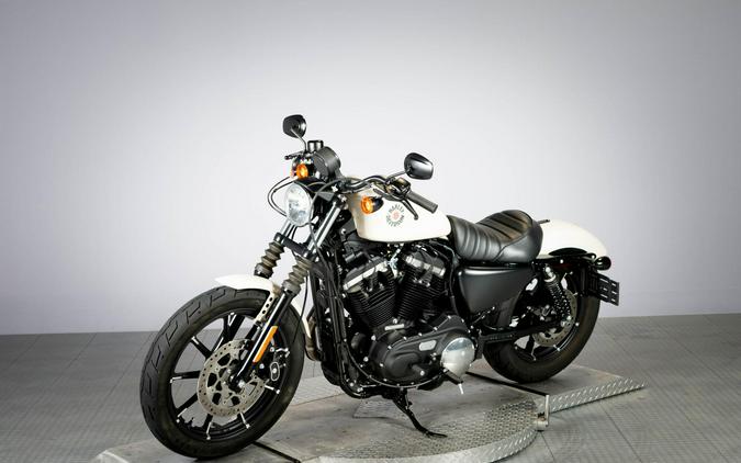 2022 Harley-Davidson Iron 883 XL883N