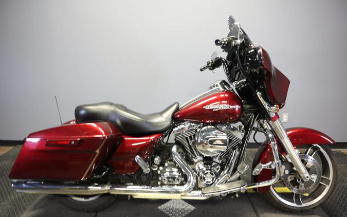 2014 Harley-Davidson Street Glide Special Mysterious Red Sunglo