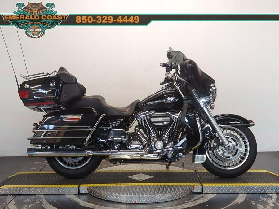 2010 Harley-Davidson® FLHTCU - Ultra Classic® Electra Glide