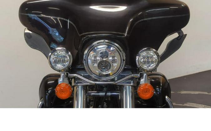 2010 Harley-Davidson® FLHTCU - Ultra Classic® Electra Glide