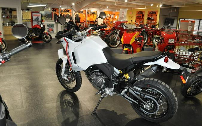 2023 Ducati DesertX Star White Silk