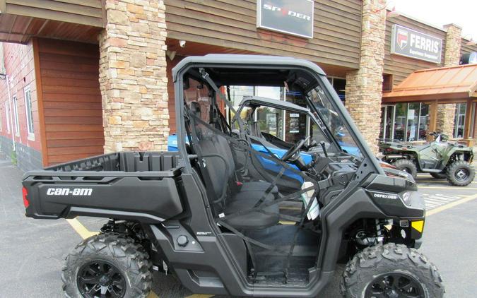 2025 Can-Am® Defender DPS HD9 Stealth Black