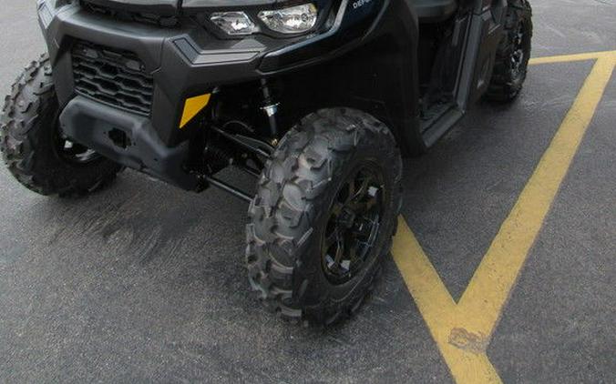 2025 Can-Am® Defender DPS HD9 Stealth Black