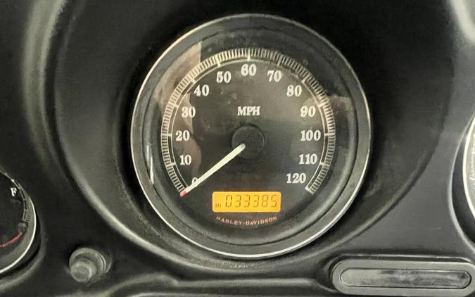 2009 Harley-Davidson® Electra Glide® Ultra Classic® Red Hot Sunglo/Smokey Gold